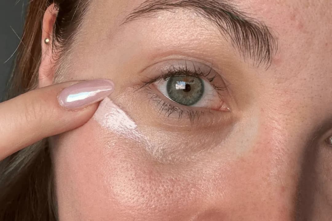 Veoli serum pod oczy rozświetlające: skuteczna pielęgnacja oczu